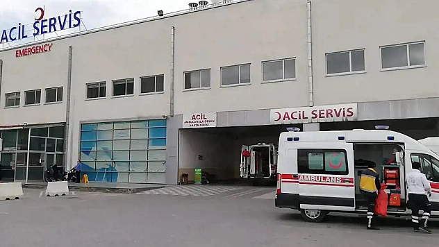 Kazadan sağ çıkıp birbirini yaraladılar