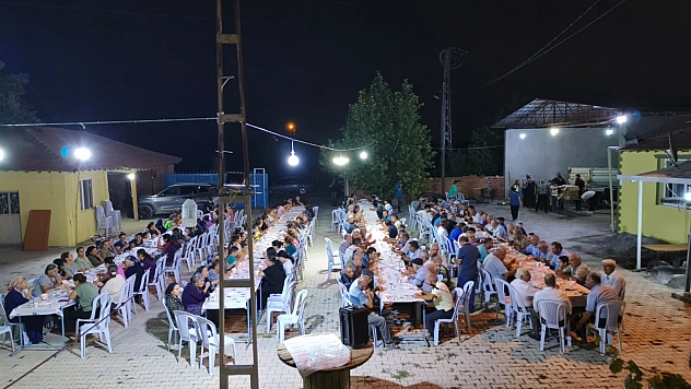 Kerbela'dan Günümüze… Bin Yıllık Lezzet ve İnanç Aşurede Paylaşıldı