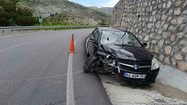 Malatya Adıyaman yolunda kaza: 1 Yaralı