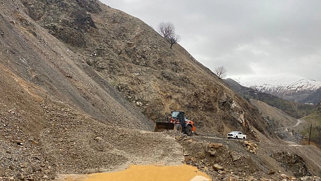 Köy yolları ulaşıma kapandı