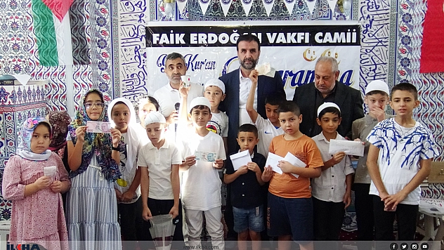 Kur'an Kursu Öğrencilerinden Duygusal Veda: 'Çok Şey Öğrendik'