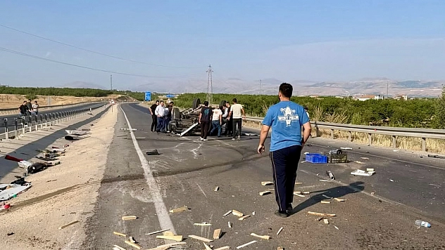 Kuzey Çevre Yolu'nda 24 saatte ikinci kaza: Otomobil takla attı: 2 yaralı