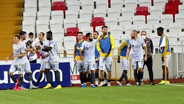 Ligde kalmak istiyoruz