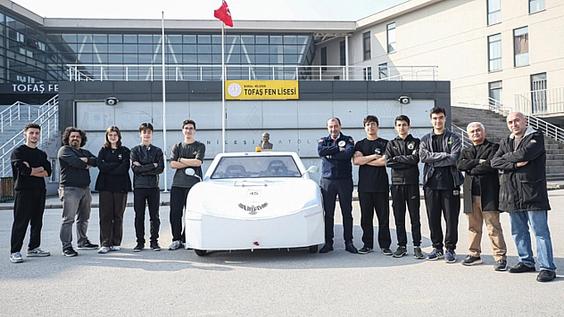 Liseliler elektrikli araçla TEKNOFEST'te zirveyi hedefliyor