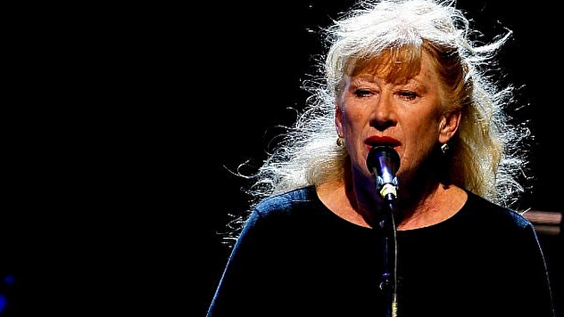 Loreena McKennitt geliyor..!