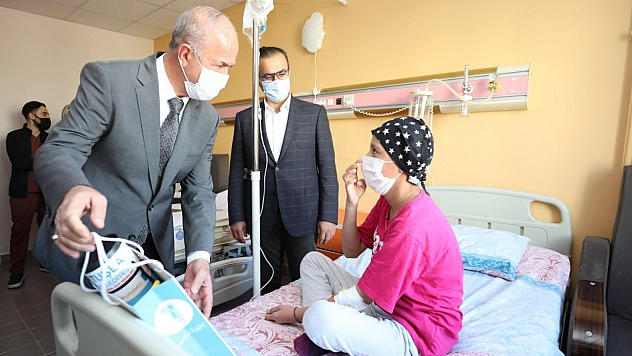 Lösemili çocuklara moral ziyareti