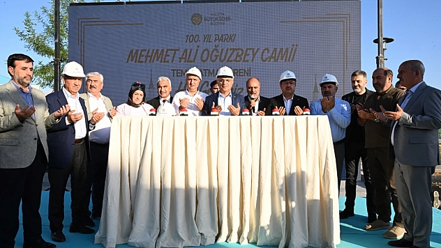 Caminin temelini Büyükşehir Belediyesi attı: 250 kişi aynı anda namaz kılabilecek!