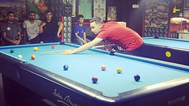 20 sporcu yarıştı