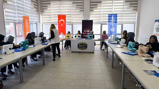 Büyükşehir'den kadınlara tam destek: Hem öğreniyorlar hem üretiyorlar