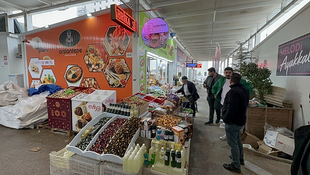 Malatya Çarşısı'nda bayram sessizliği: Esnaf eski günleri arıyor!