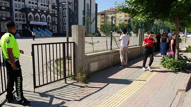 Malatya'da 10 bin 109 öğrenci LGS heyecanı yaşadı