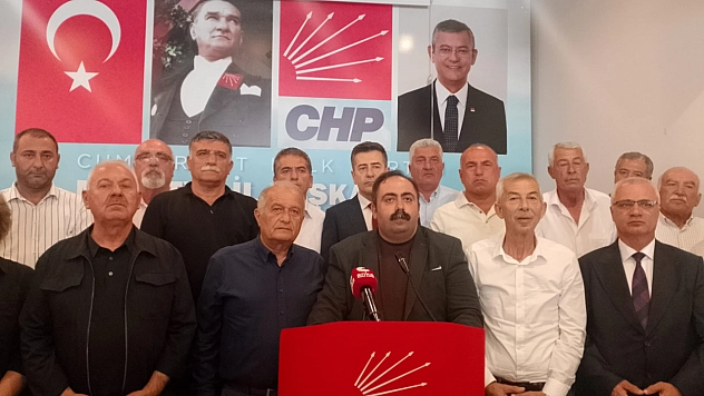 Malatya'da 13 ilçe başkanından Özgür Özel'e destek