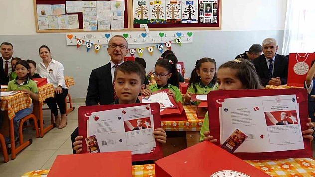 Malatya'da 147 bin 22 öğrenci karne heyecanı yaşadı