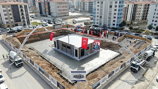 Malatya'da 2 bin metrekare alanda kurulacak: İlk kazma vuruldu