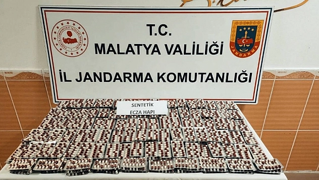 Malatya'da 4 bin 438 adet uyuşturucu hap ele geçirildi