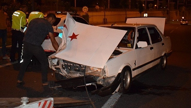 Alt geçitte kaza: 2 yaralı