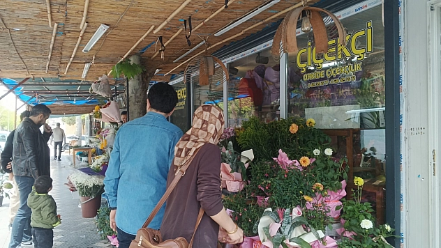 Malatya'da Anneler Günü Çiçek Satışlarını Artırdı