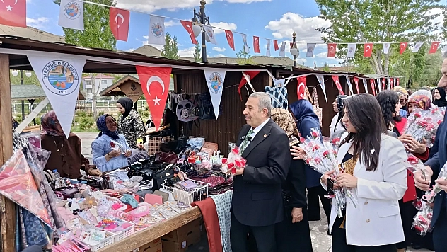 Malatya'da Anneler Günü Şenliği başladı