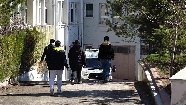 Tartıştığı babasını öldüren zanlı yakalandı