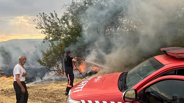 Malatya'da besi alanında yangın çıktı