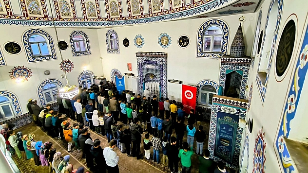 Malatya'da binlerce öğrenci camide buluştu