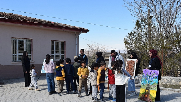 Malatya'da 'Çevreci Kahramanlar' Okullarda Geri Dönüşüm Bilinci Aşılıyor