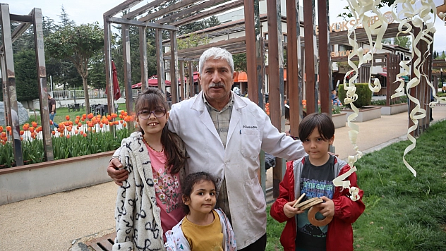 Malatya'da çocuklar ekranı bıraktı, ahşaba dokundu