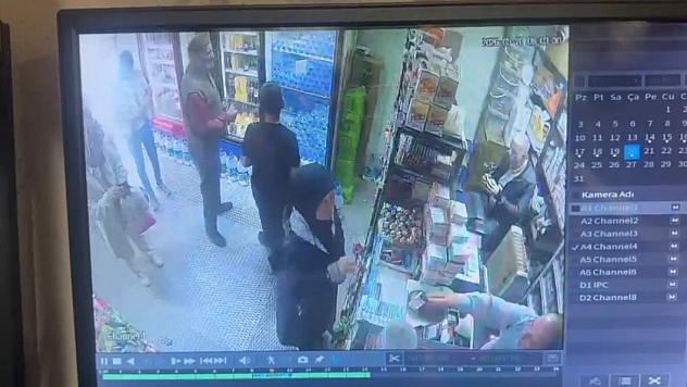Malatya'da deprem anı kamerada: Esnaf depremi umursamadı!