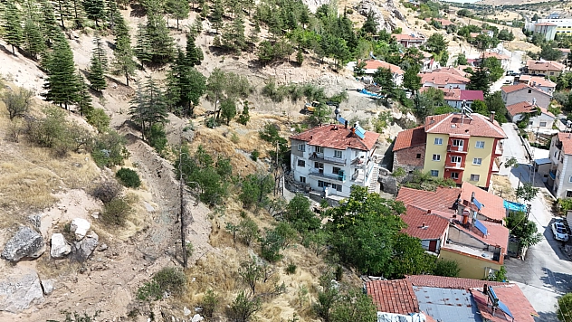 Malatya'da evleri tehdit eden risk için çalışma başlatıldı