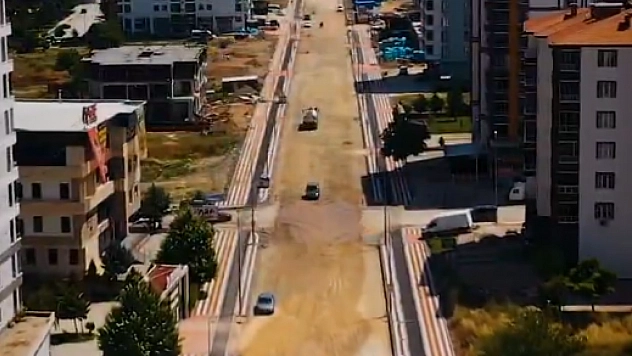 Malatya'da Fahri Kayahan ile Yüzakı birbirine bağlandı: 4 şeritli yol hizmete açıldı