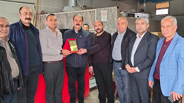 Malatya'da Fırıncı Esnafından Örnek Davranış: Fazla Yardımı İade Etti
