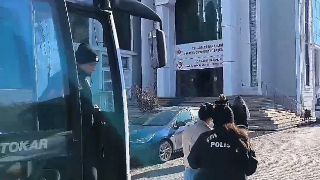 Malatya'da fuhuş operasyonu! Telsizle haberleşip, kameraya kaydetmişler!
