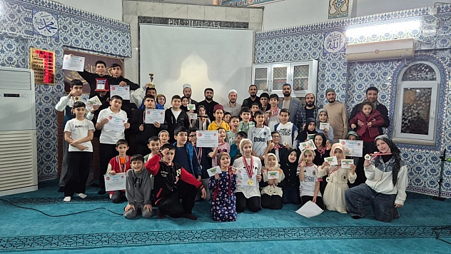 Malatya'da Hadis Heyecanı: Genç Hafızlar Ödüllerine Kavuştu