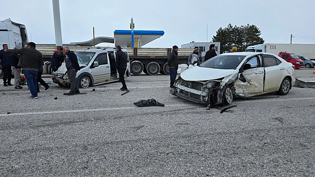 Malatya'da iki araç çarpıştı: 2 yaralı