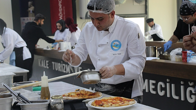 Malatya'da İlk: Arslantepe İlham Verdi, Üniversiteliler Mutfakta Yarıştı