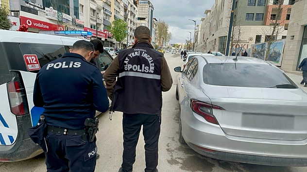 Malatya'da kardeşini ekmek bıçağıyla yaraladı!