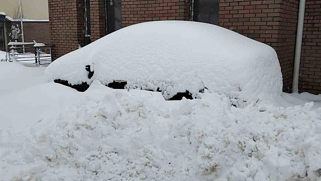 Doğanşehir'de kar kalınlığı 1 metreyi buldu