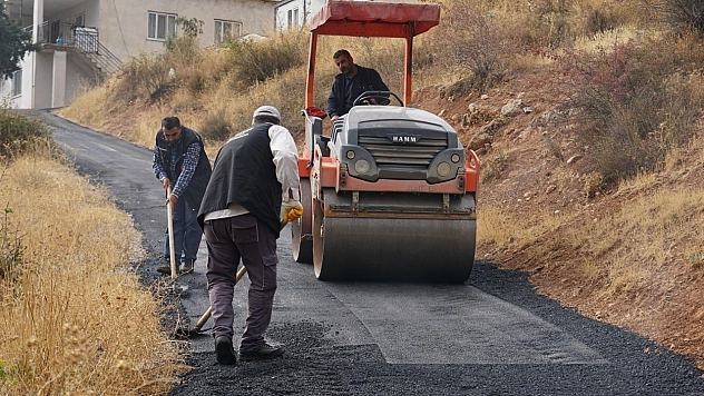 Malatya'da kış hazırlıkları tam gaz: Deforme yollar yenileniyor...