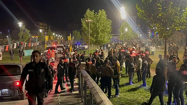 Malatya'da Konser Çıkışında Birbirlerini Bıçakladılar: 6 Yaralı