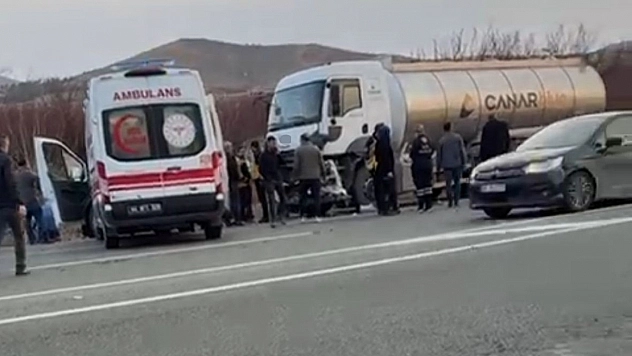 Malatya Elazığ yolunda feci kaza: 1 ölü, 1 yaralı