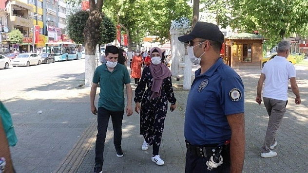 Malatya'da maskesiz sokağa çıkanlara ceza