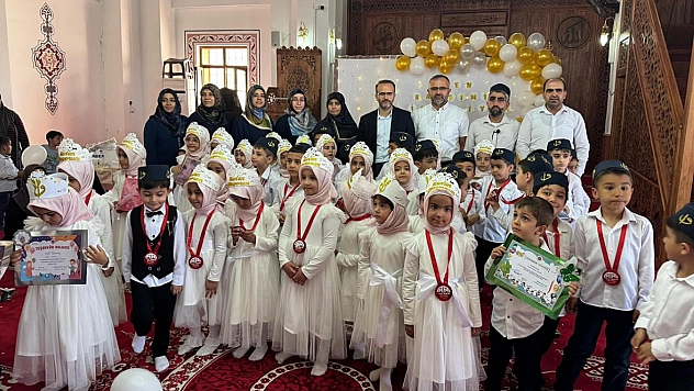 Malatya'da minik kalpler Kur'an öğrenmenin sevincini yaşadı