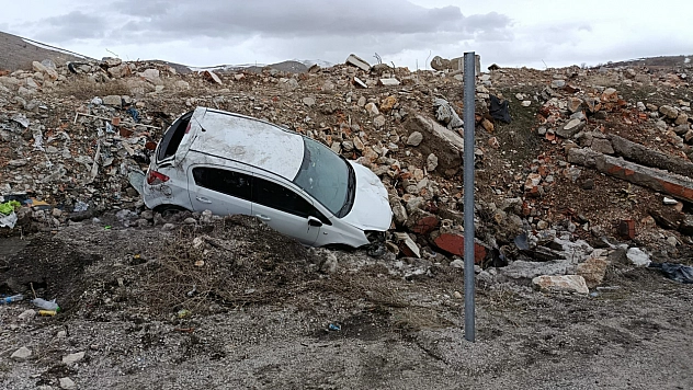 Malatya'da otomobil takla attı: 5 yaralı