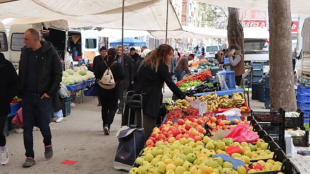Malatya'da pazarın tadı kaçtı! Hem esnaf hem vatandaş dertli…