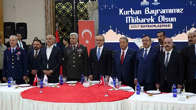 Malatya'da Resmi Bayramlaşma Programı Gerçekleştirildi
