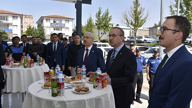 Malatya'da resmi bayramlaşmada skandal ikram: Boykot masada kaldı…!