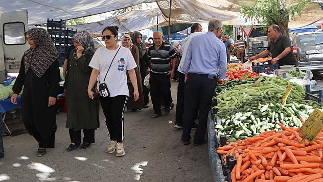 Malatya'da sebze fiyatları yüz güldürdü, meyve tezgâhları cep yaktı: Peki, sebze meyve fiyatları ne kadar?
