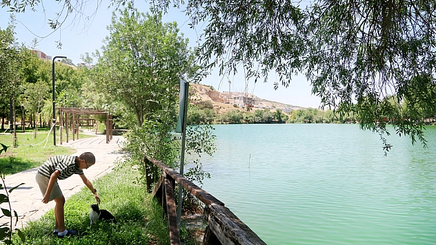 Malatya'da sıcaktan bunalanların adresi: Turgut Özal Tabiat Parkı