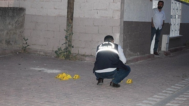 Siahlı kavga: 1 ölü, 1 yaralı