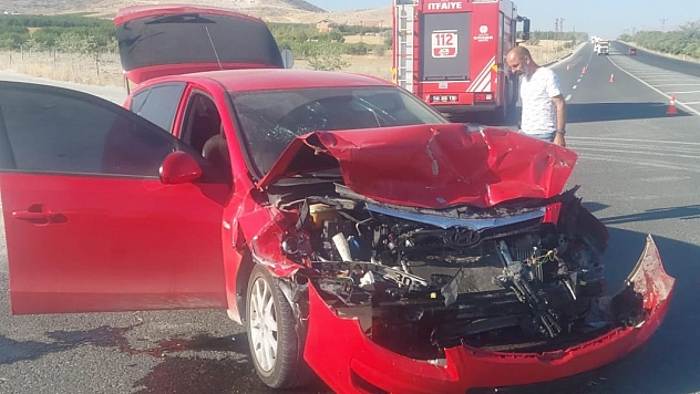 Feci kaza| Malatya'da tır ile otomobil çarpıştı: 4 yaralı
